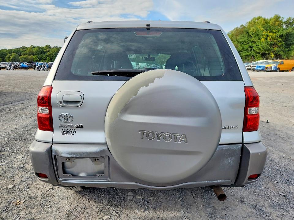 Снимка 6 от търг – 2004 TOYOTA RAV4 с VIN JTEHD20V846017576