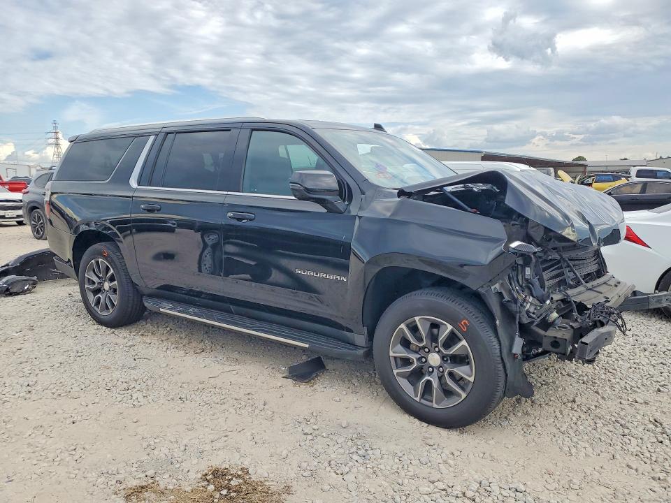 Photo 4 from auction – 2023 CHEVROLET SUBURBAN with VIN 1GNSCCKD9PR484197