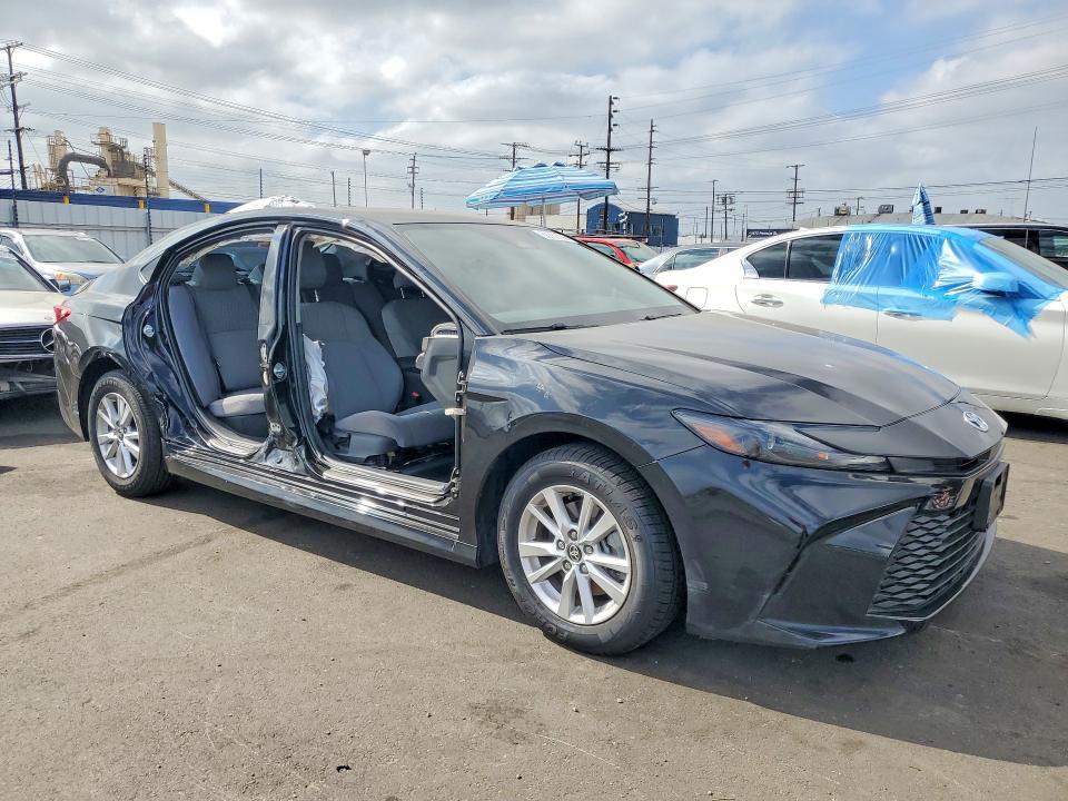 Photo 4 from auction – 2026 TOYOTA CAMRY with VIN 4T1DAACK8TU224031