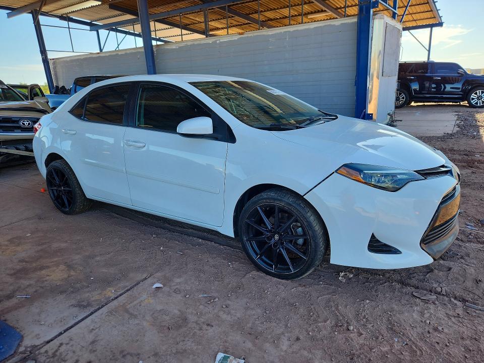 Photo 4 from auction – 2017 TOYOTA COROLLA with VIN 2T1BURHE5HC943939