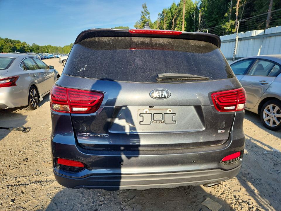 Photo 6 from auction – 2019 KIA SORENTO with VIN 5XYPG4A34KG603587