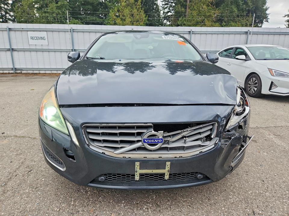 Photo 5 from auction – 2013 VOLVO S60 with VIN YV1612FS9D2185200