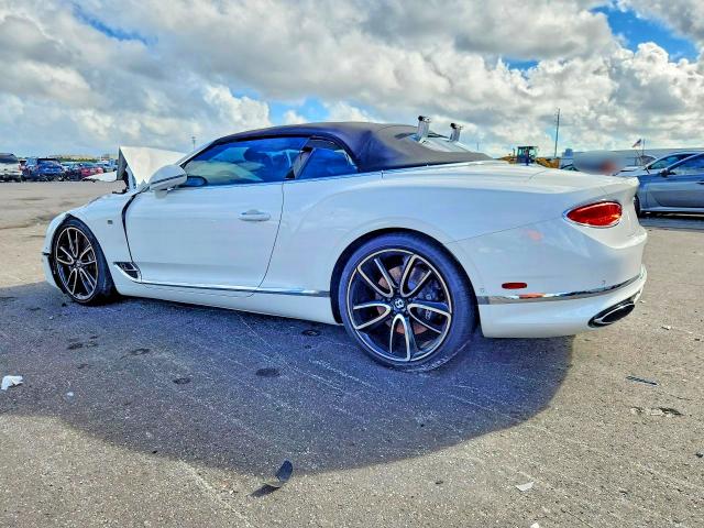 صورة رقم 2 من المزاد - 2020 BENTLEY CONTINENTAL مع VIN SCBDB4ZG9LC080908