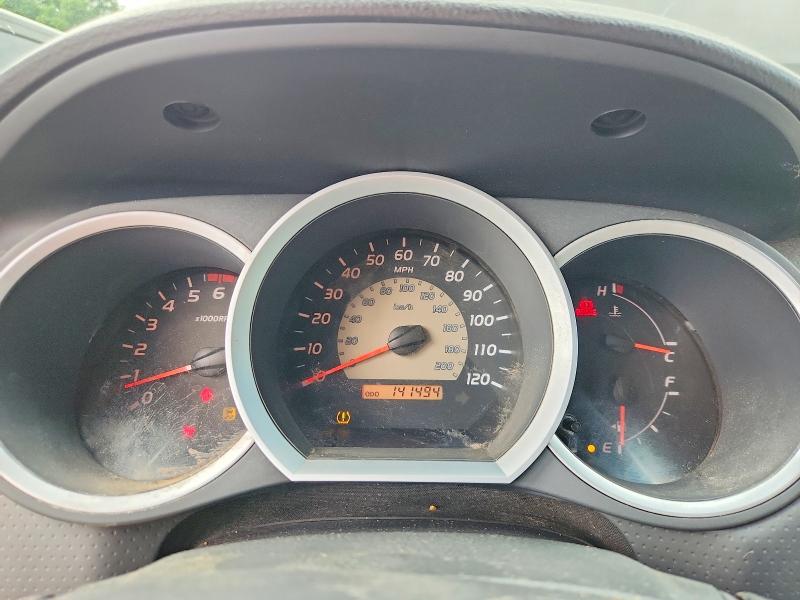 Photo 9 from auction – 2010 TOYOTA TACOMA with VIN 5TEUX4EN3AZ744847