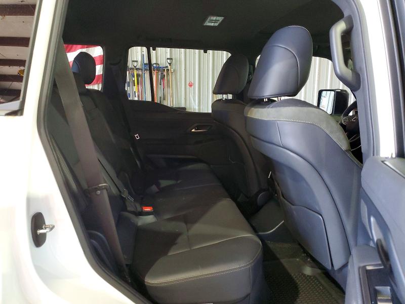 Photo 11 from auction – 2024 LEXUS GX 550 with VIN JTJTBCDX3R5004430