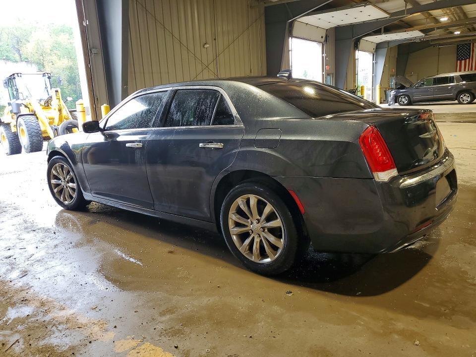 Снимка 2 от търг – 2016 CHRYSLER 300C с VIN 2C3CCAKG2GH170794