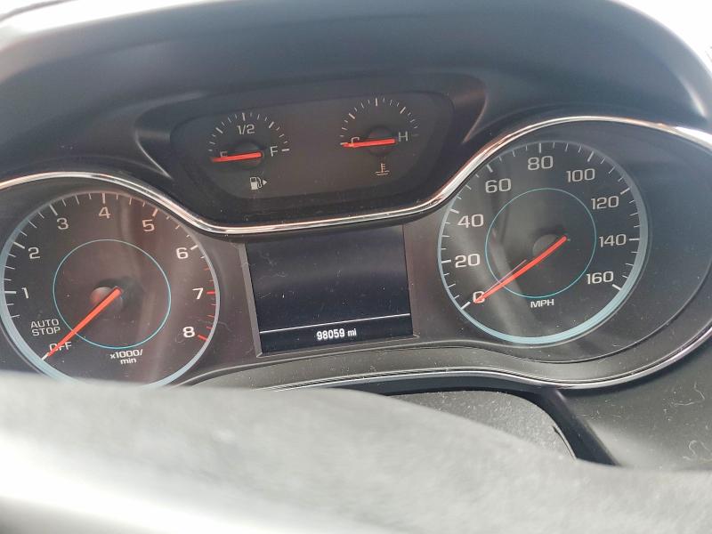 Photo 9 from auction – 2018 CHEVROLET CRUZE with VIN 1G1BE5SM7J7212113