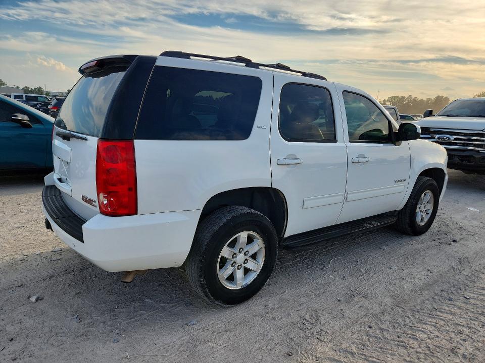 Zdjęcie 3 z aukcji – 2012 GMC YUKON z VIN 1GKS2CE00CR275062