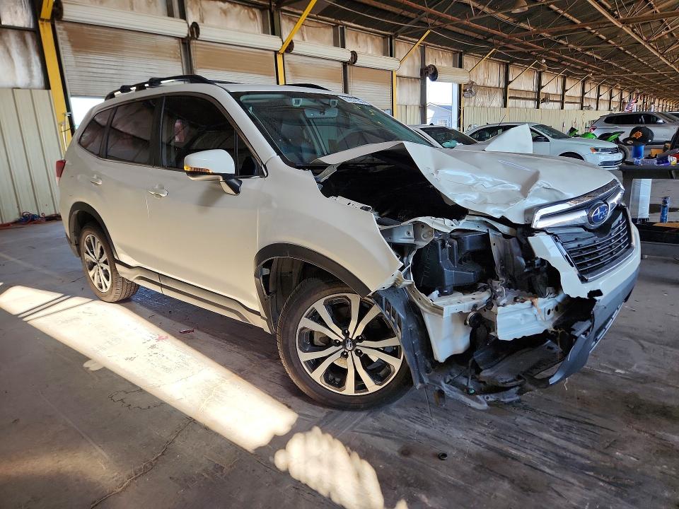 Photo 4 from auction – 2020 SUBARU FORESTER with VIN JF2SKAUC2LH553642