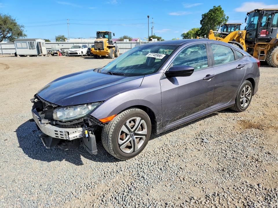 Zdjęcie 1 z aukcji – 2018 HONDA CIVIC z VIN 2HGFC2F52JH609346