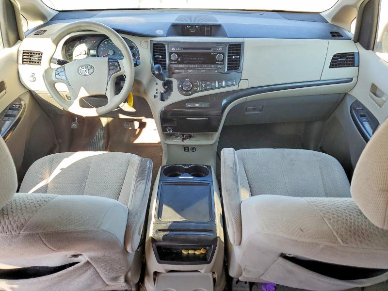 Photo 8 from auction – 2014 TOYOTA SIENNA with VIN 5TDKK3DCXES527069