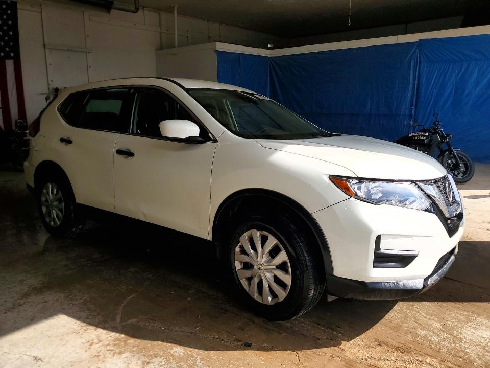 Photo 4 from auction – 2019 NISSAN ROGUE with VIN 5N1AT2MT4KC786474