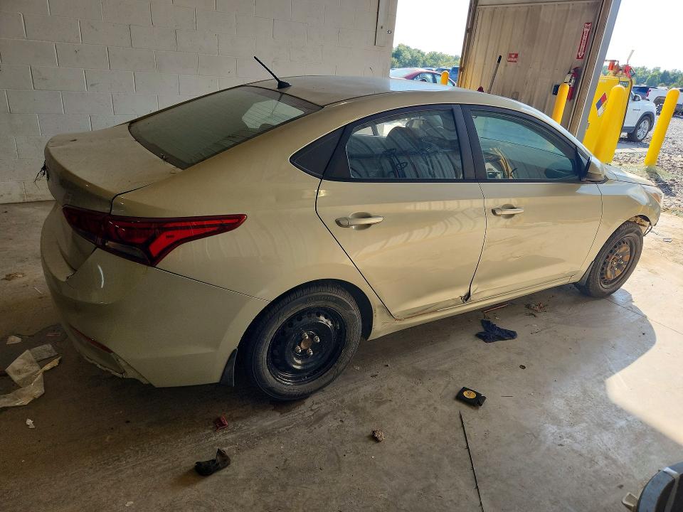 Photo 3 from auction – 2020 HYUNDAI ACCENT with VIN 3KPC24A63LE099040
