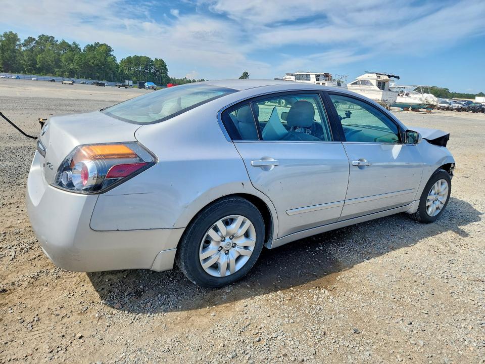 Photo 3 from auction – 2012 NISSAN ALTIMA with VIN 1N4AL2AP2CN407964