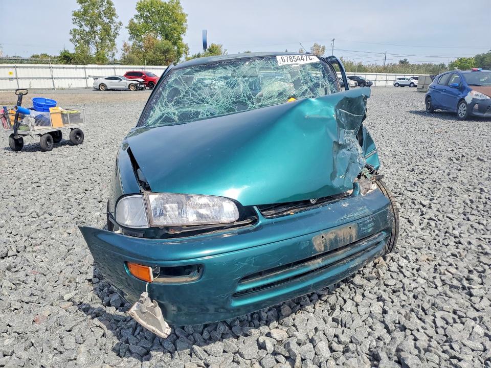 Снимка 5 от търг – 1996 GEO PRIZM с VIN 1Y1SK5265TZ019513