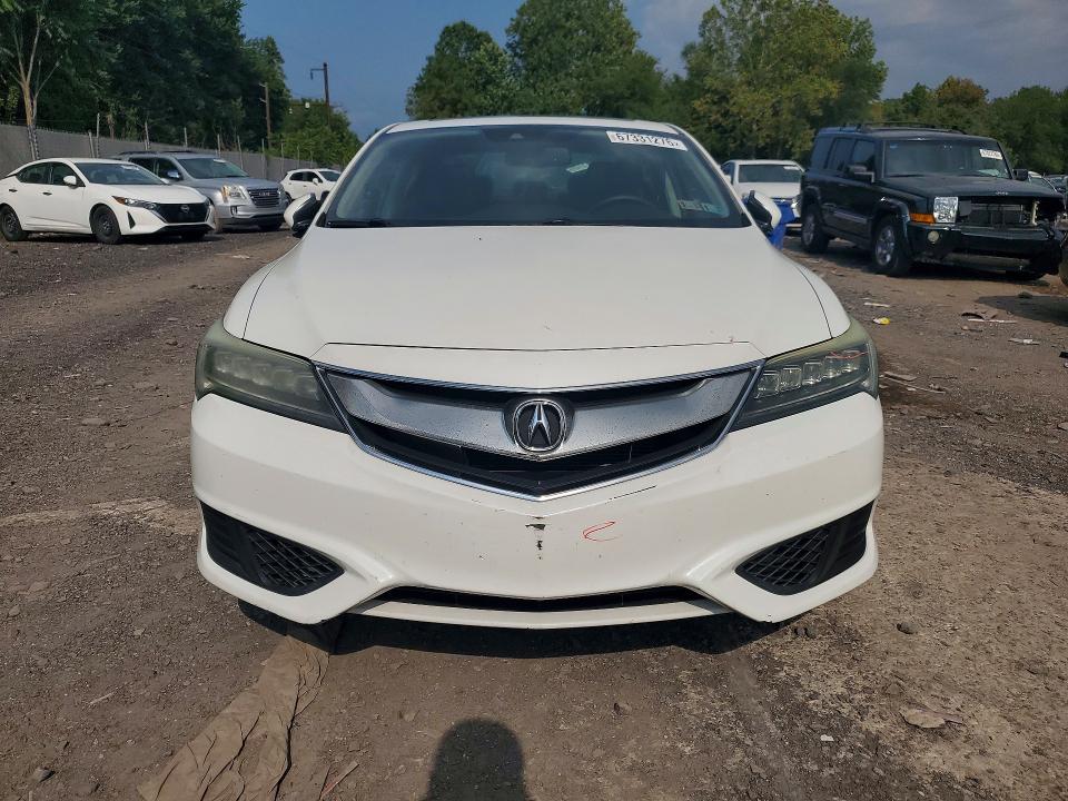 Photo 5 from auction – 2017 ACURA ILX with VIN 19UDE2F72HA010703