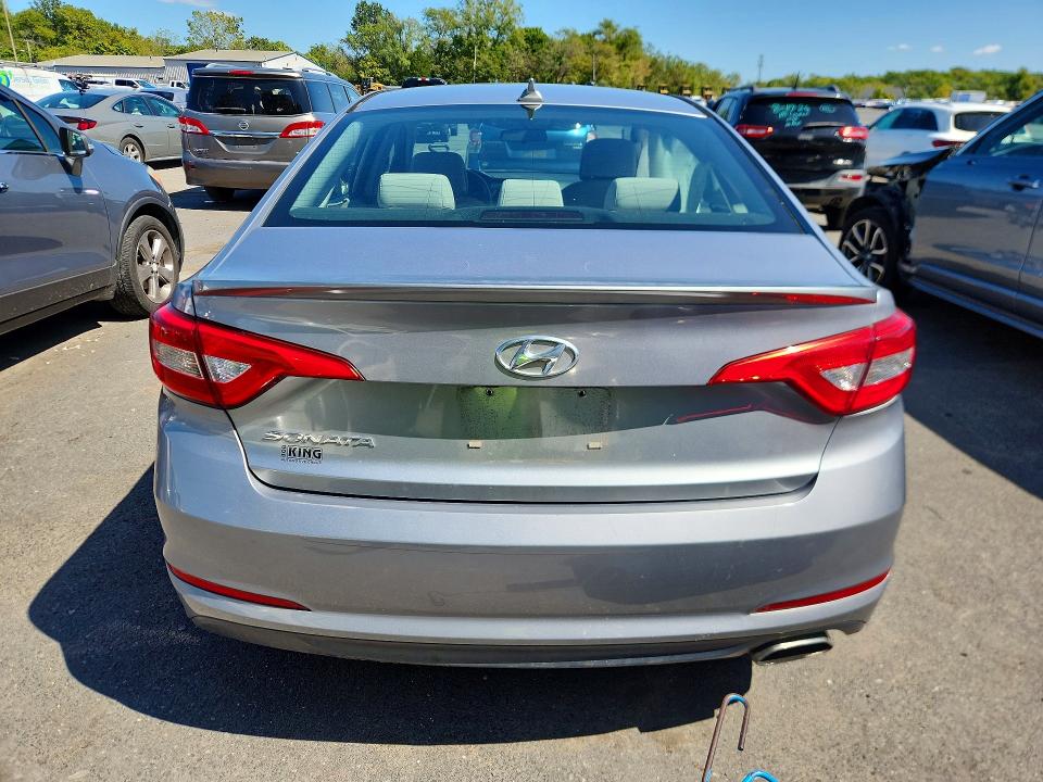 Photo 6 from auction – 2015 HYUNDAI SONATA with VIN 5NPE24AF1FH152472