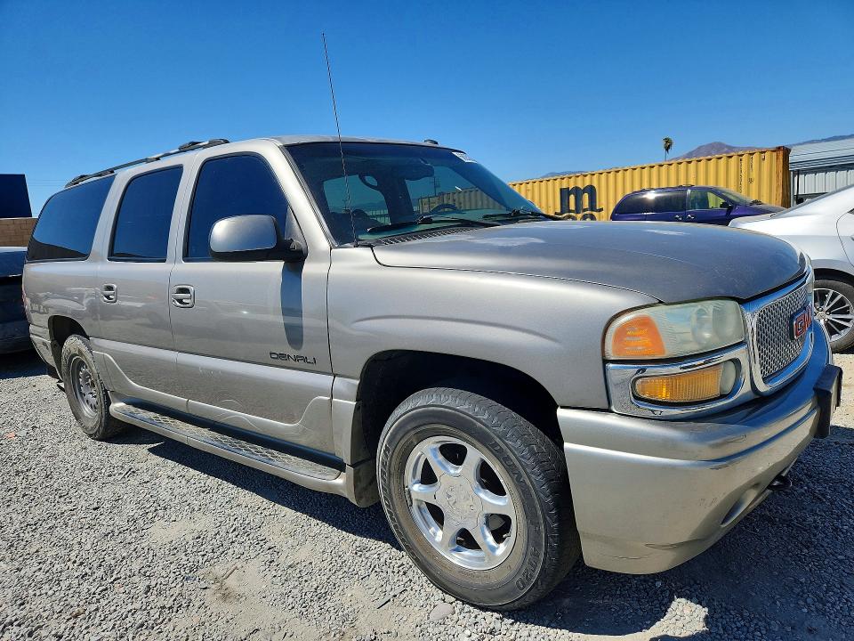 Photo 4 from auction – 2002 GMC DENALI with VIN 1GKFK66U92J269309