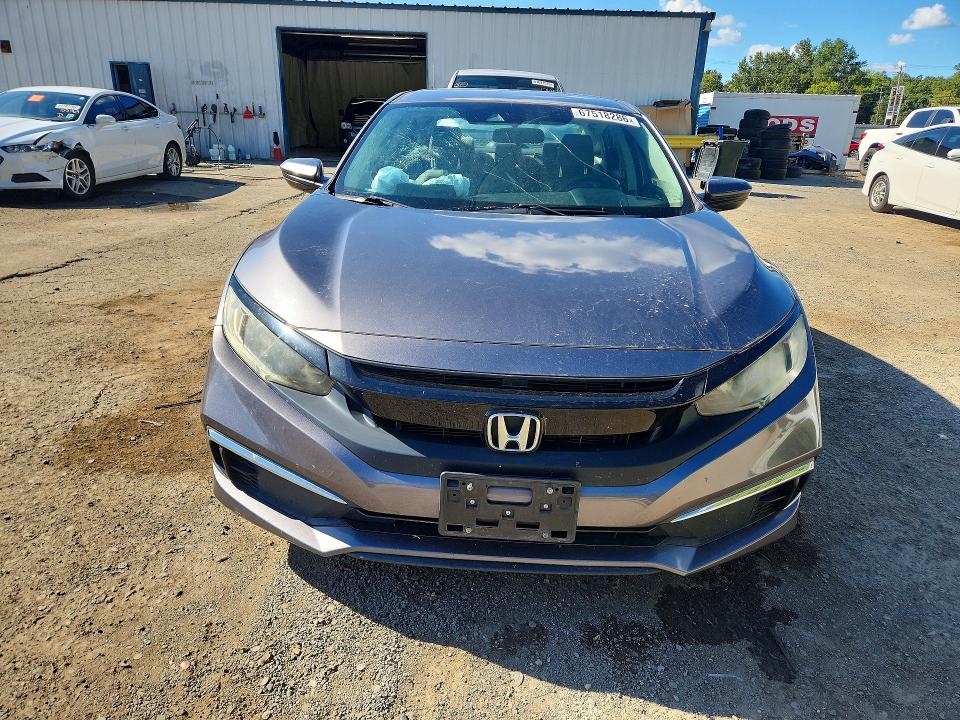 Photo 5 from auction – 2019 HONDA CIVIC with VIN 19XFC2F60KE027928