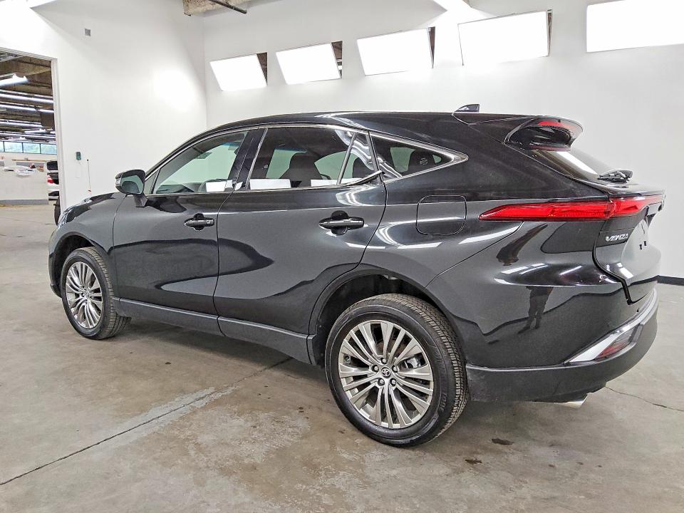 Photo 2 from auction – 2023 TOYOTA VENZA with VIN JTEAAAAH1PJ151053