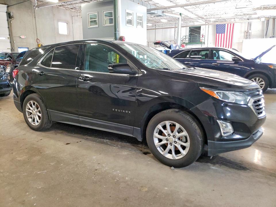 Снимка 4 от търг – 2019 CHEVROLET EQUINOX с VIN 3GNAXUEV5KL343038