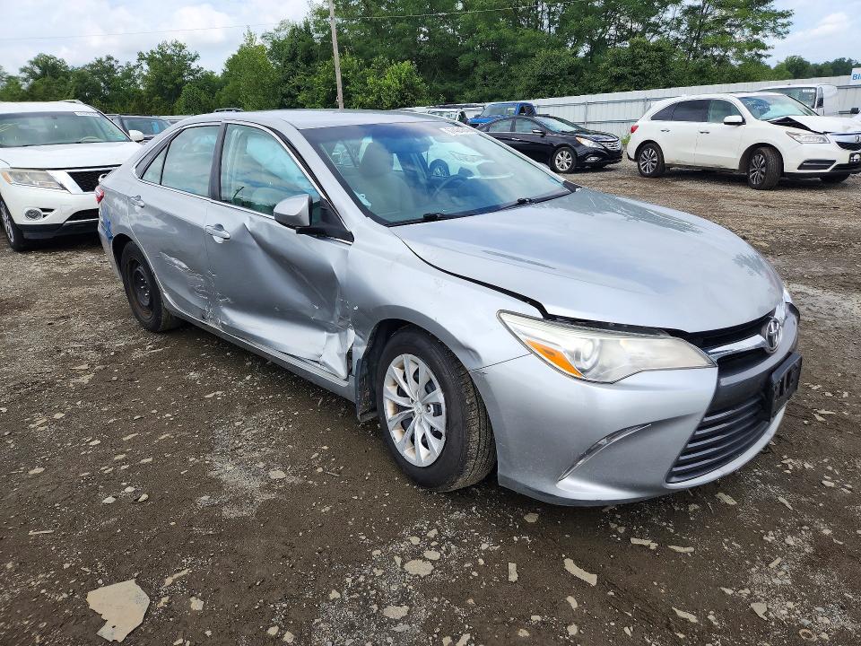 Photo 4 from auction – 2016 TOYOTA CAMRY with VIN 4T4BF1FK1GR564458