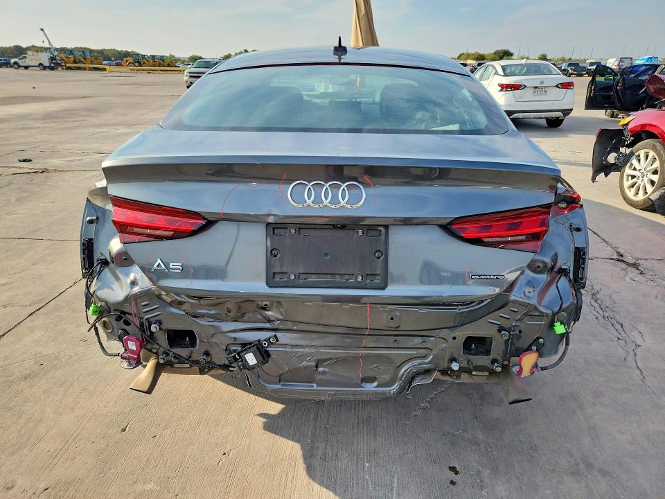 Foto 6 de la subasta – 2021 AUDI A5 con VIN WAUFACF58MA050458