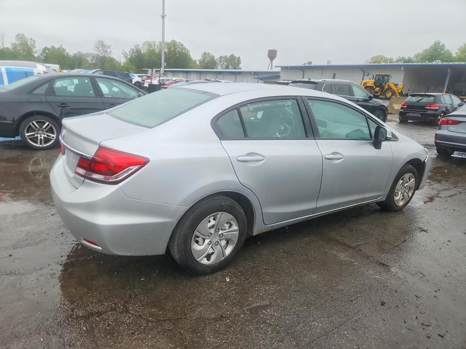 Снимка 3 от търг – 2013 HONDA CIVIC с VIN 19XFB2F52DE221048