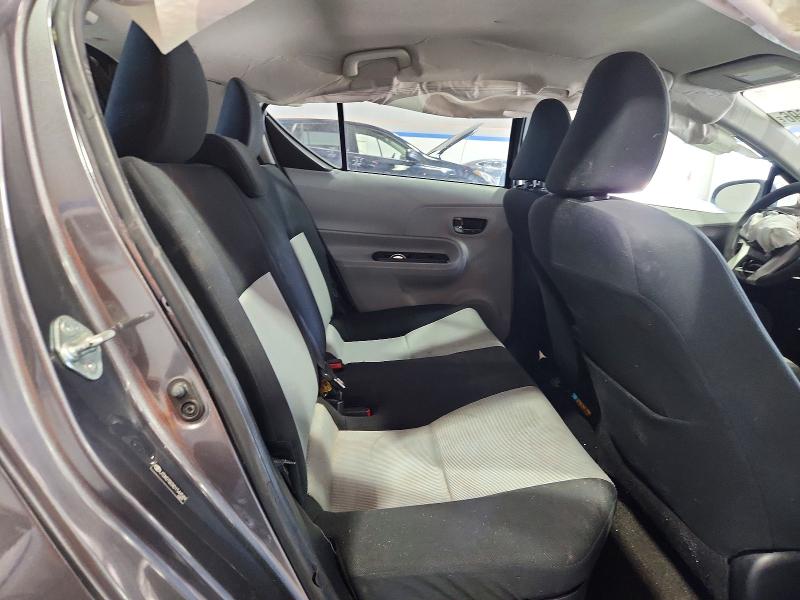 Photo 10 from auction – 2013 TOYOTA PRIUS C with VIN JTDKDTB3XD1544589