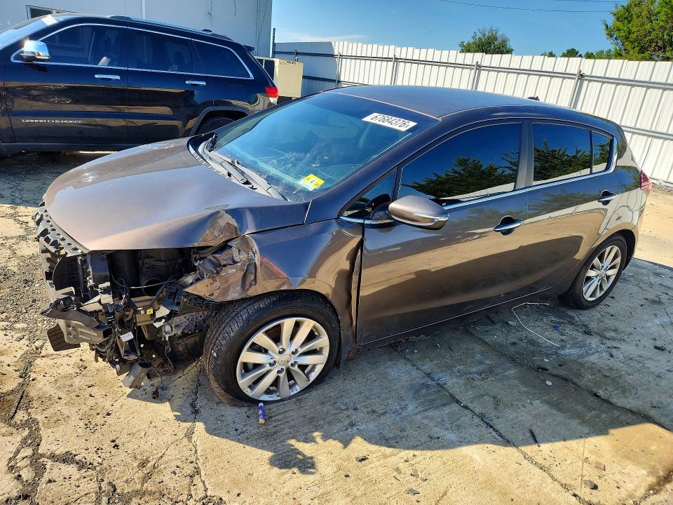KIA FORTE 2014 with VIN KNAFX5A89E5246138 - Photo from auction