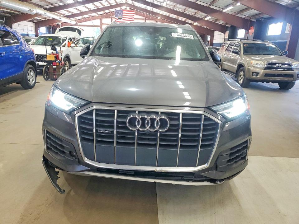 Фото 5 с аукциона – 2020 AUDI Q7 с VIN WA1LXAF76LD004841