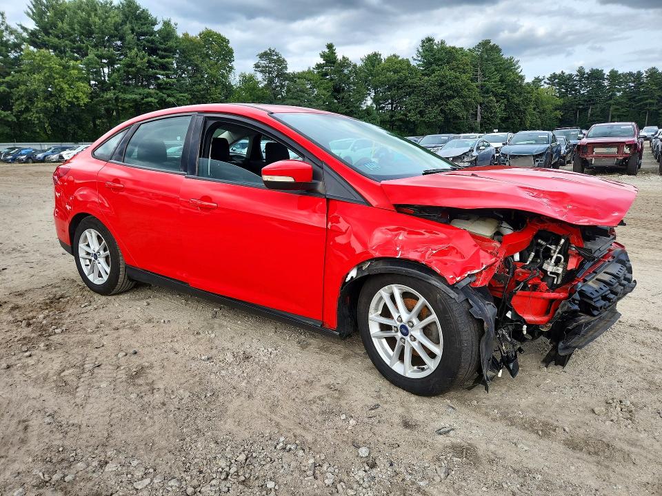 Photo 4 from auction – 2015 FORD FOCUS with VIN 1FADP3F21FL206271