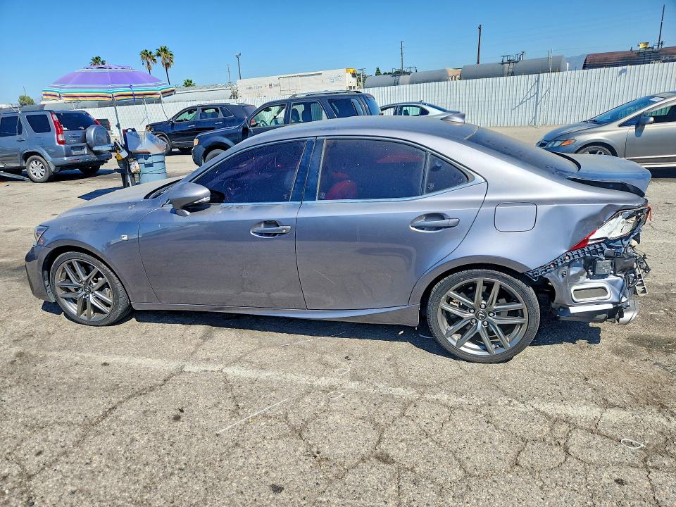 Снимка 2 от търг – 2018 LEXUS IS с VIN JTHBA1D24J5080171