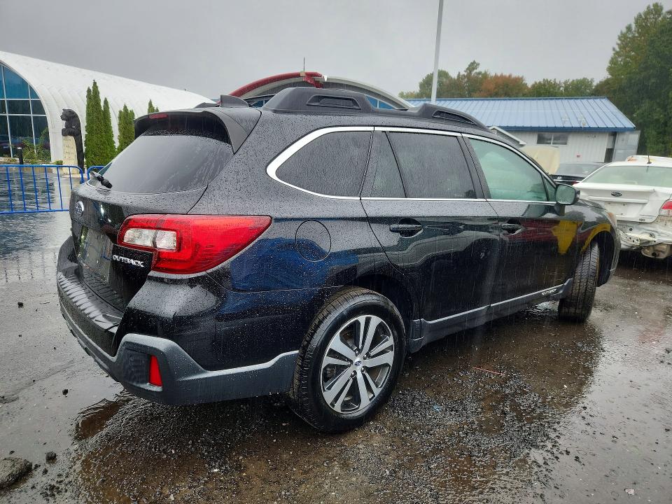 Foto 3 de la subasta – 2018 SUBARU OUTBACK con VIN 4S4BSANC9J3350833