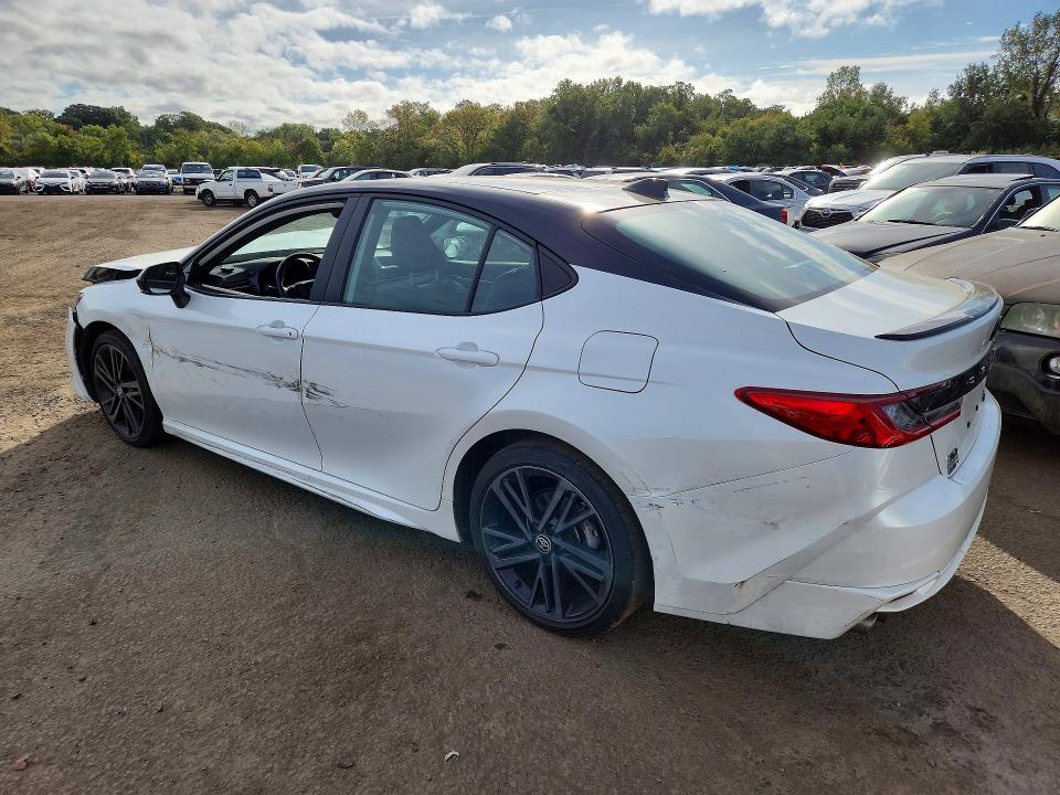 Фото 2 с аукциона – 2025 TOYOTA CAMRY с VIN 4T1DAACK6SU198740