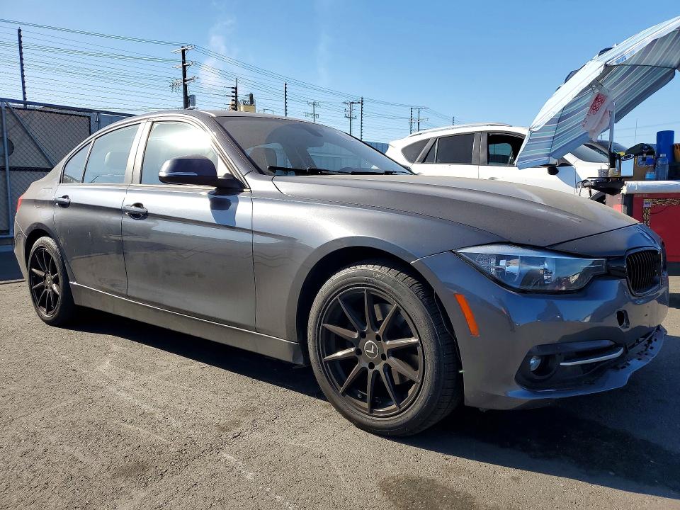 Photo 4 from auction – 2015 BMW 328 with VIN WBA3A5G53FNS86296