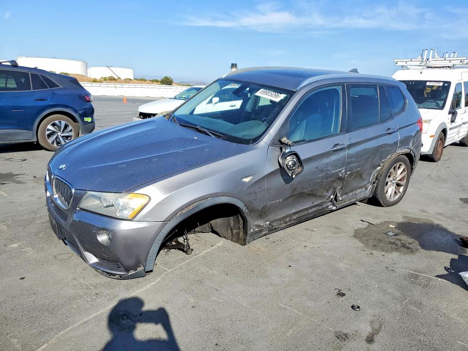 Снимка 1 от търг – 2013 BMW X3 с VIN 5UXWX9C56D0A11948