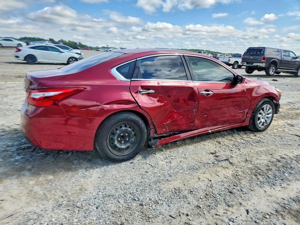 Снимка 3 от търг – 2017 NISSAN ALTIMA с VIN 1N4AL3AP9HN312783