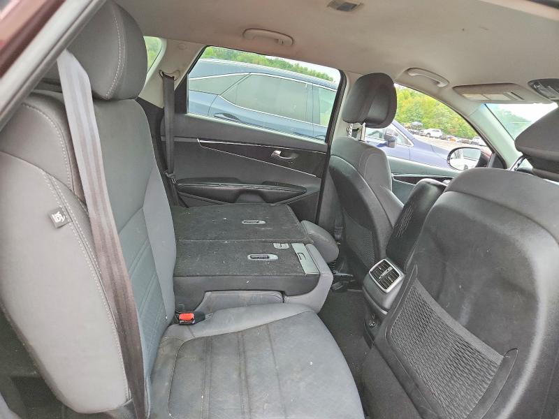 Zdjęcie 10 z aukcji – 2016 KIA SORENTO z VIN 5XYPG4A38GG028479