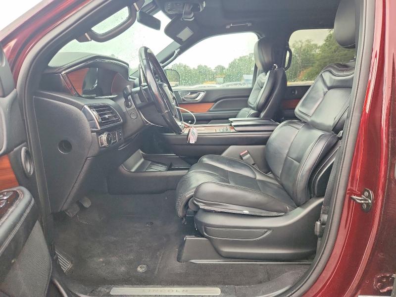 Photo 7 from auction – 2018 LINCOLN NAVIGATOR with VIN 5LMJJ2HT1JEL08416
