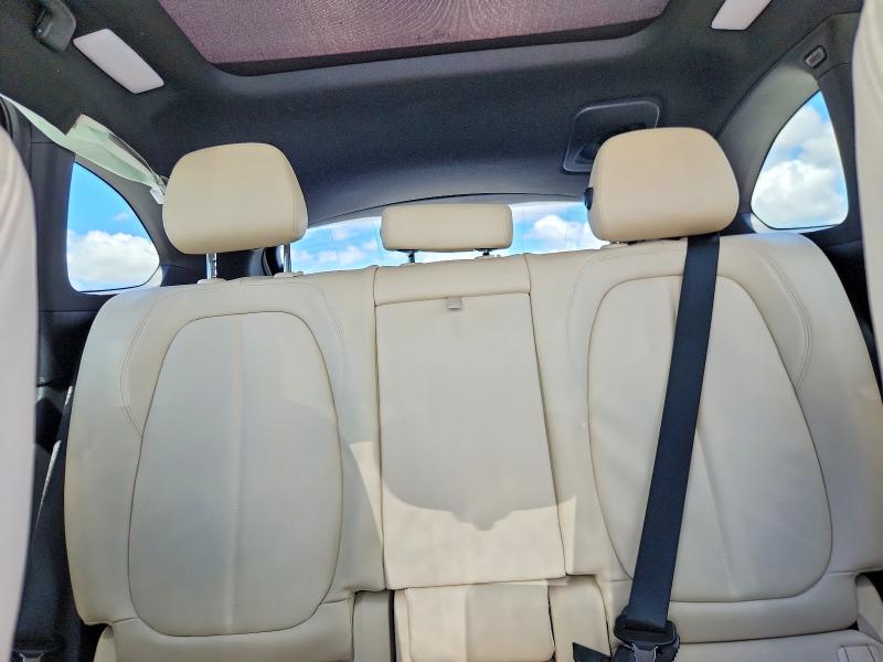 Фото 10 с аукциона – 2017 BMW X1 с VIN WBXHT3C31H5F81322