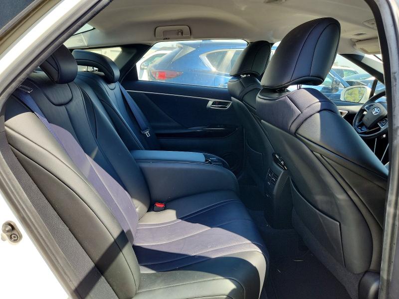 Photo 10 from auction – 2018 TOYOTA MIRAI with VIN JTDBVRBD6JA004614
