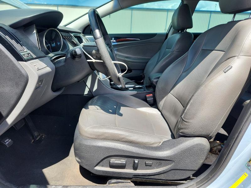 Снимка 7 от търг – 2011 HYUNDAI SONATA с VIN 5NPEC4AC4BH087291