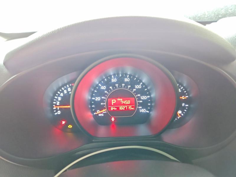 Zdjęcie 9 z aukcji – 2014 KIA SOUL z VIN KNDJN2A2XE7046628