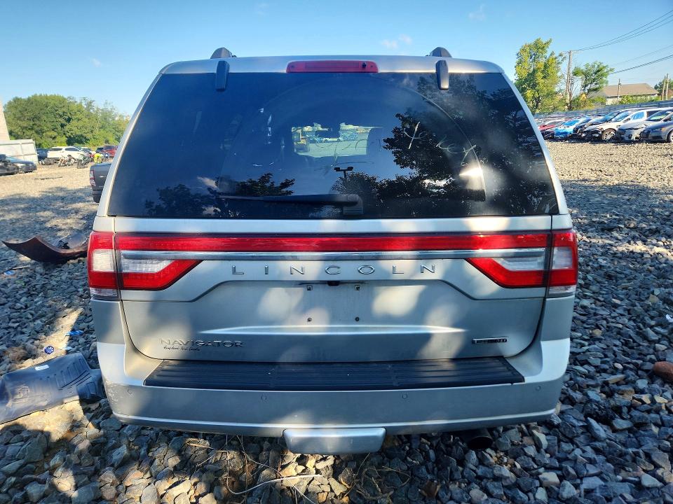 Photo 6 from auction – 2016 LINCOLN NAVIGATOR with VIN 5LMJJ2JT6GEL07491