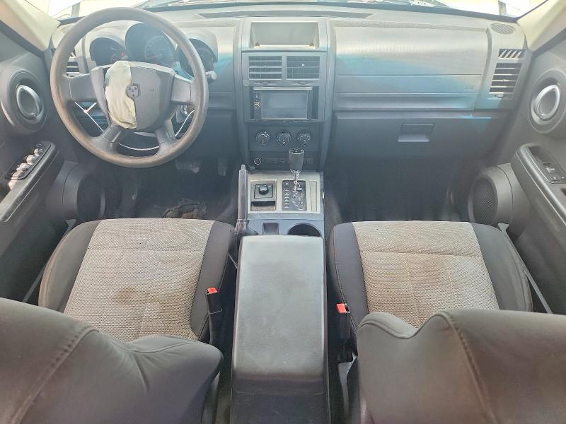Zdjęcie 8 z aukcji – 2008 DODGE NITRO z VIN 1D8GU28K08W123215