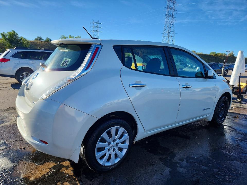 Photo 3 from auction – 2016 NISSAN LEAF with VIN 1N4AZ0CP2GC303864