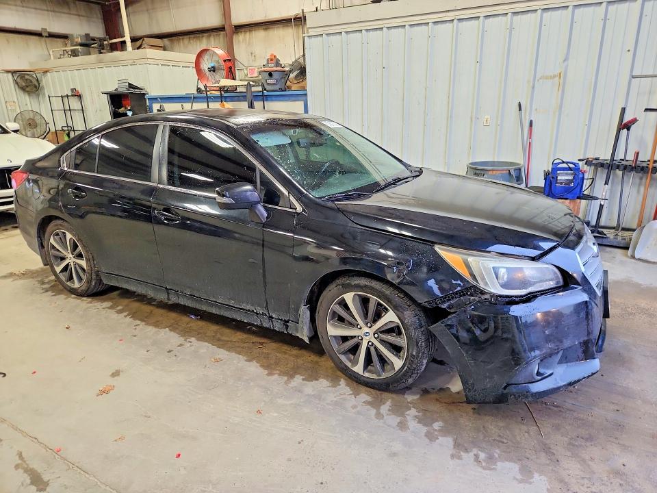 Photo 4 from auction – 2017 SUBARU LEGACY with VIN 4S3BNAN69H3029858
