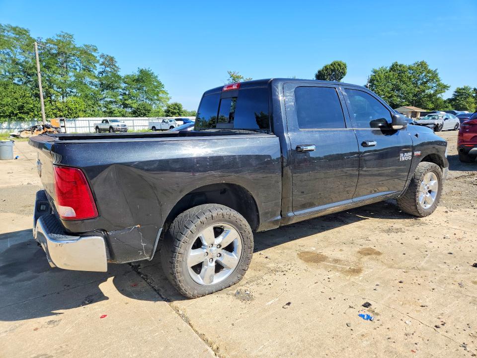 Photo 3 from auction – 2016 RAM 1500 with VIN 3C6RR7LT0GG175034