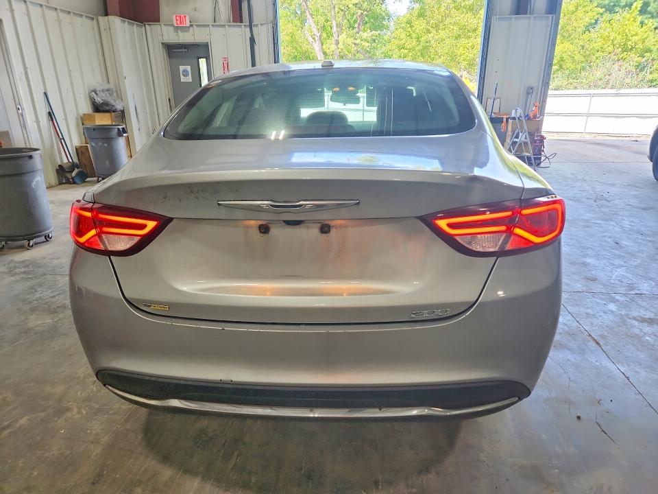 Снимка 6 от търг – 2015 CHRYSLER 200 с VIN 1C3CCCAB6FN631194